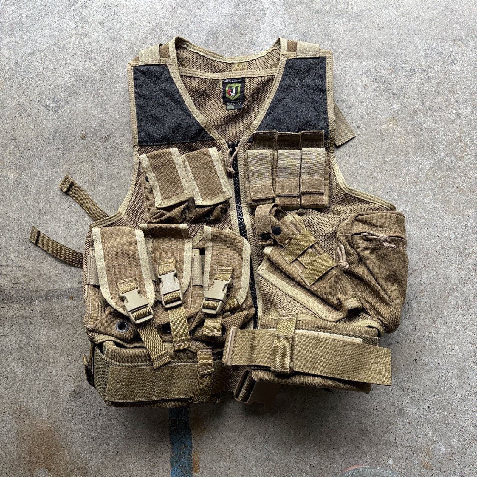 Tactical Assault Gear (TAG) Cross-Draw Mesh Load Bearing Coyote Tan Medium