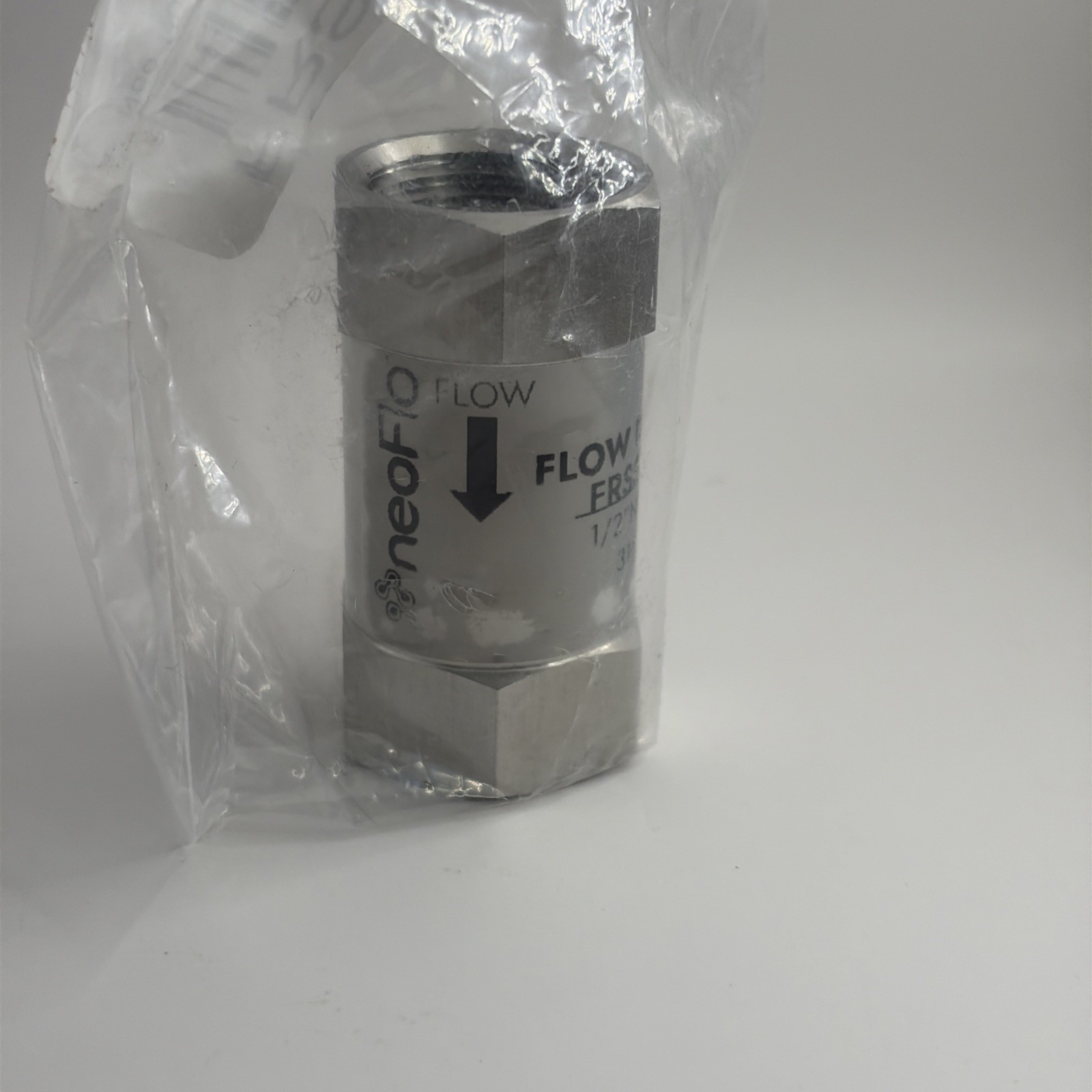 neo-pure stainless steel flow control 5 CPM 1/2 FPT