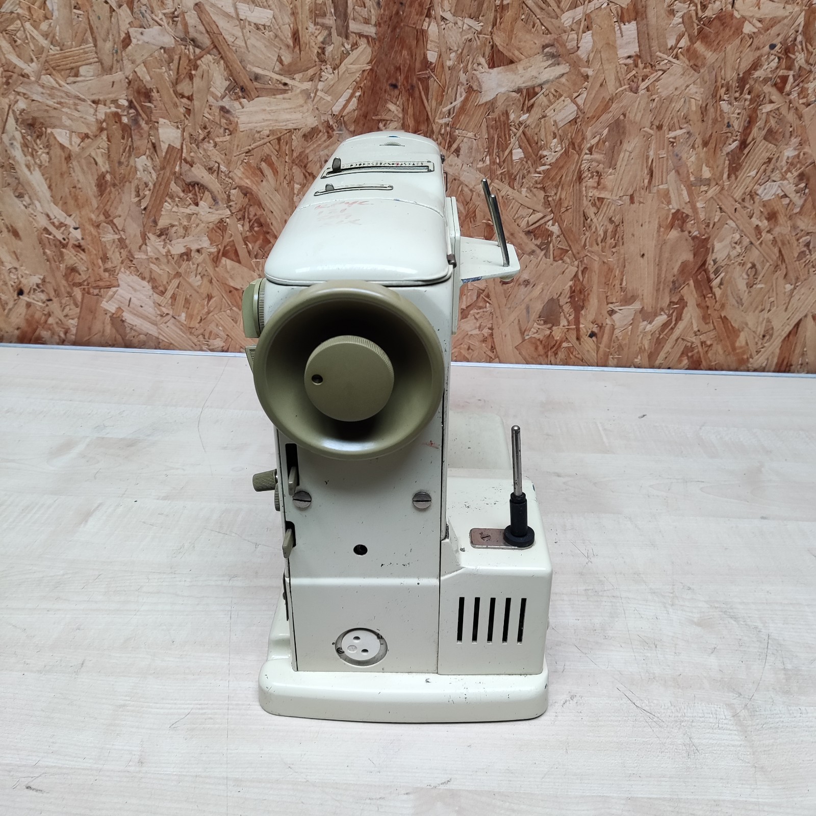 BERNINA RECORD 730 ELECTRIC SEWING MACHINE NO ACCESSORIES UNTESTED