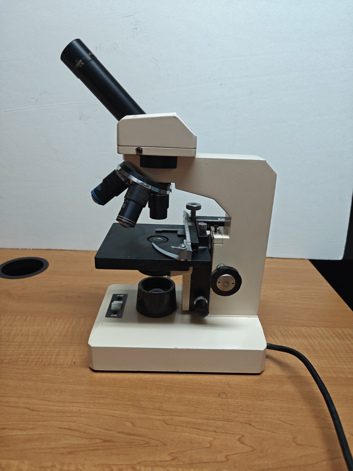 Vintage Swift M3200 Biological Microscope