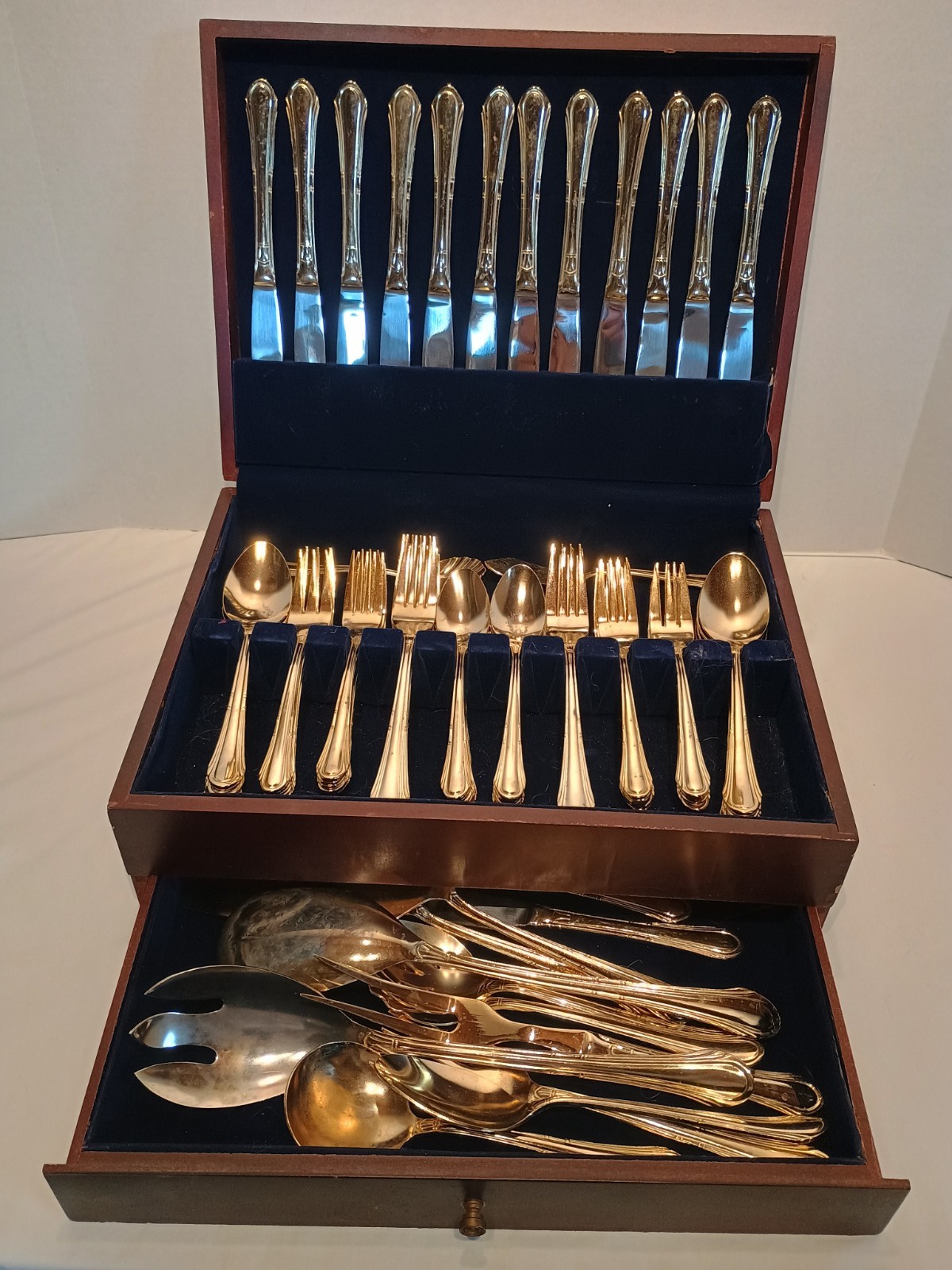 86 Pc Hampton Silversmiths China 215  Flatware Set Gold Plated In Original Case