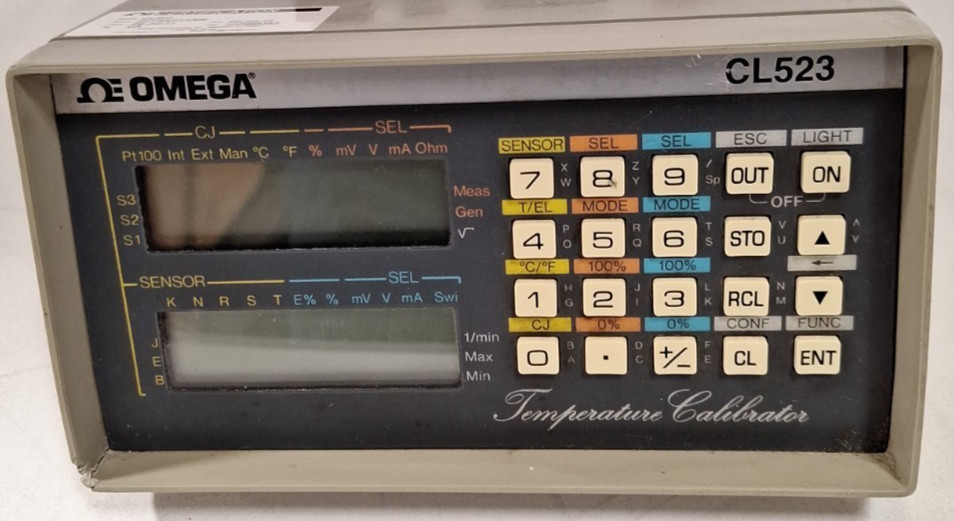Omega CL523 Temperature Calibrator Thermometer