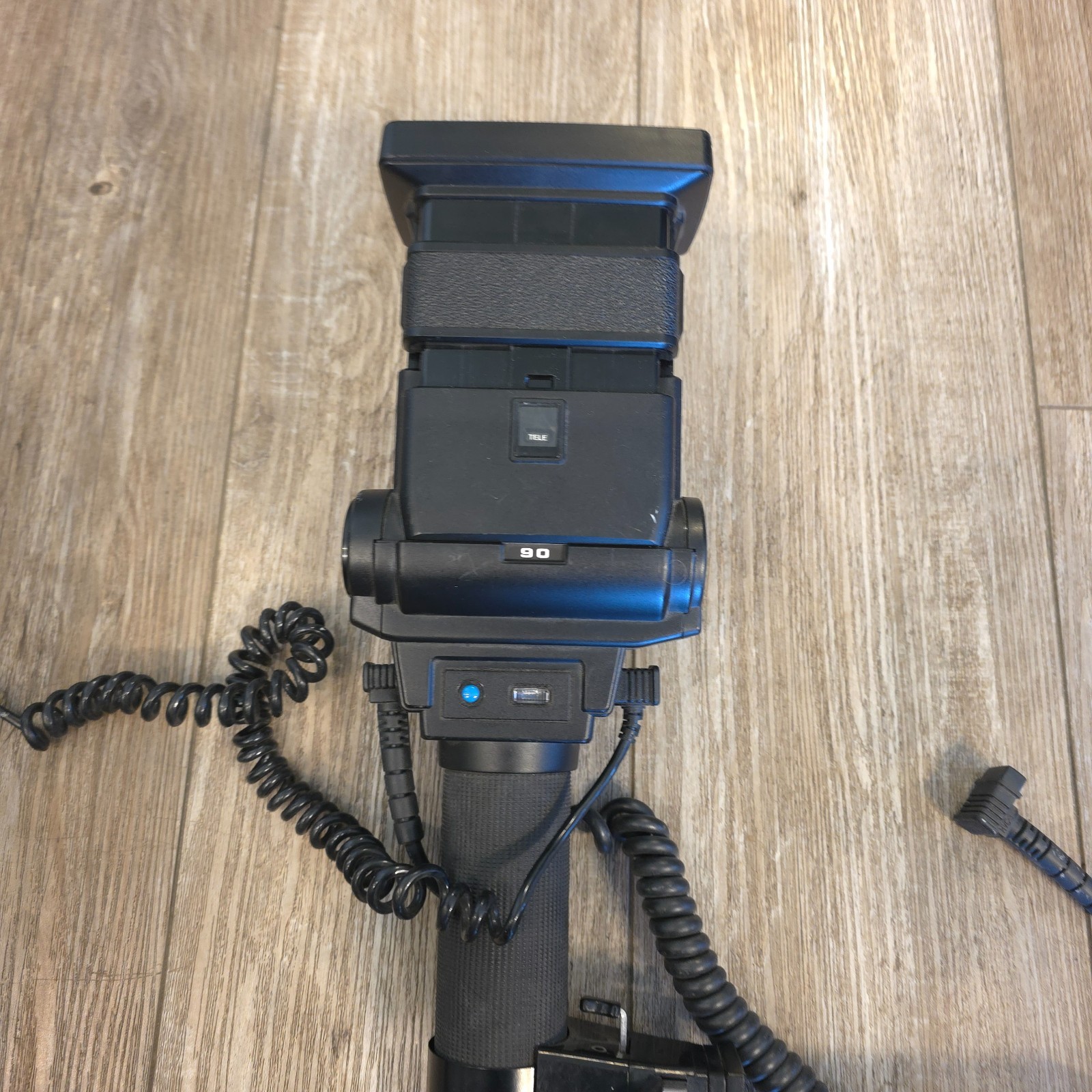 Vivitar Flash Camera Accessories bundle Untested 2800d LVP1 365 Zoom Thyristor