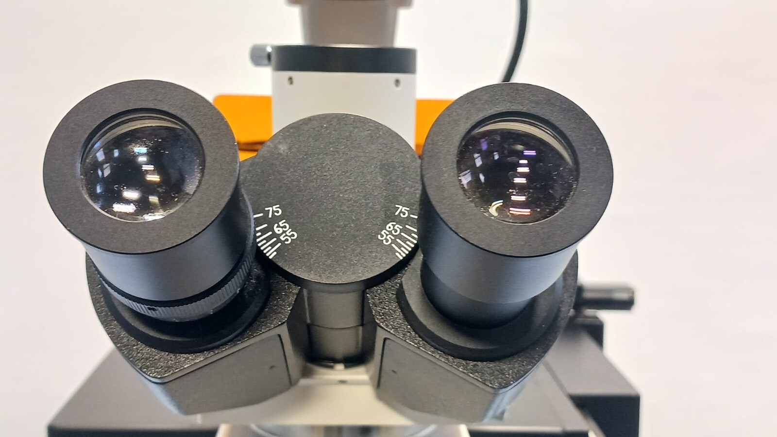 Jenco Binocular Inverted Compound Microscope w/ 10X 25X 40X Objective Lens