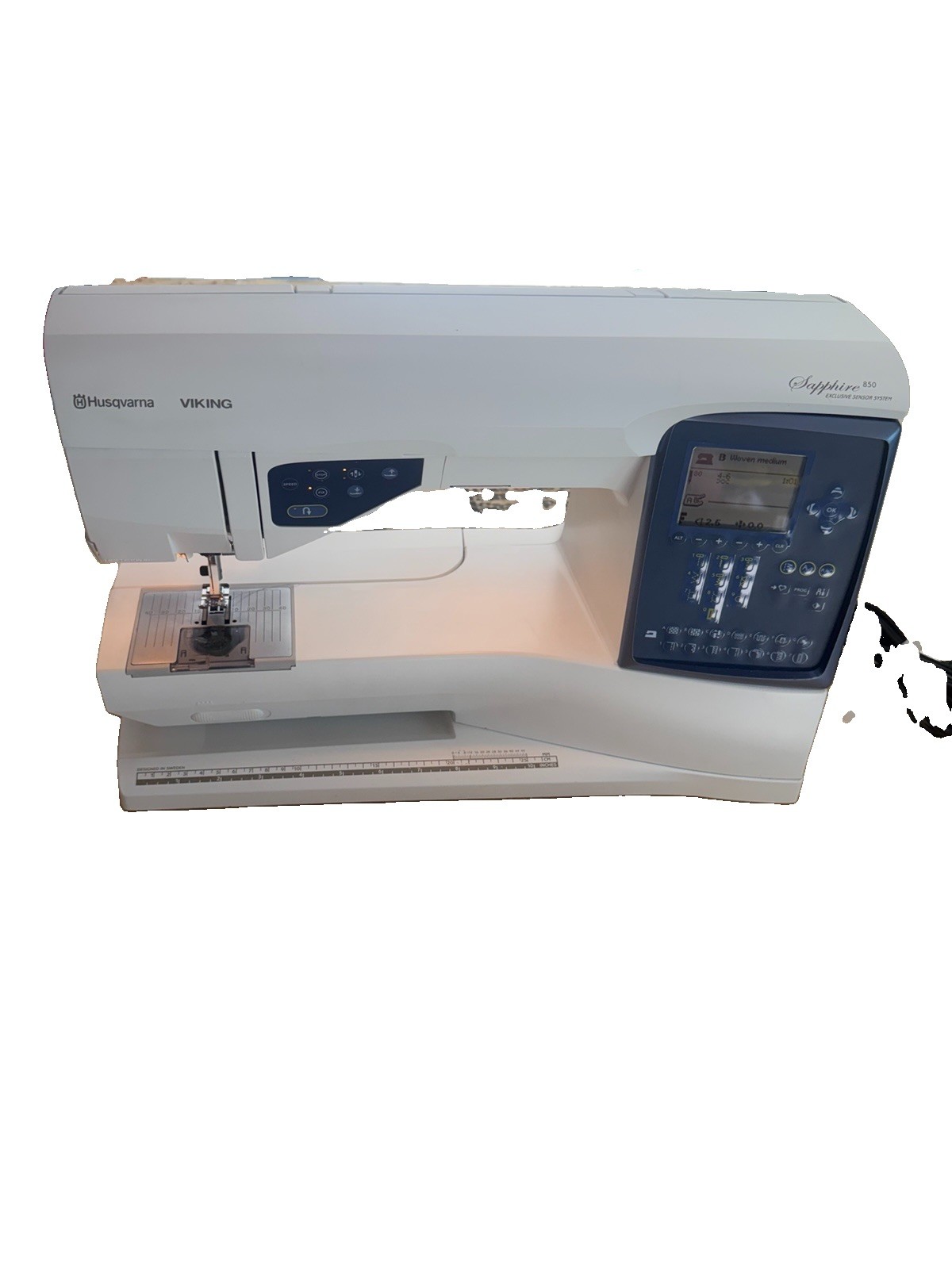 Husqvarna Viking Sapphire 850 Sewing and Quilting Machine Serviced Works!