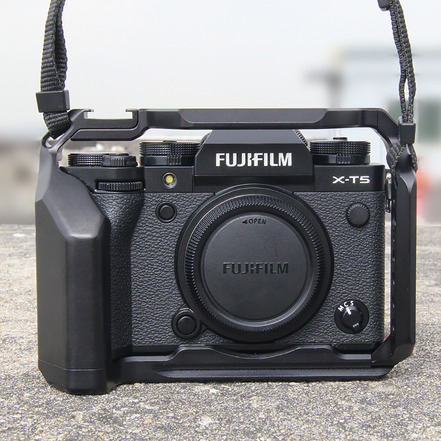 Quick Release Video Rig Cage Case Holder Hand Grip for FUJIFILM XT5 Camera