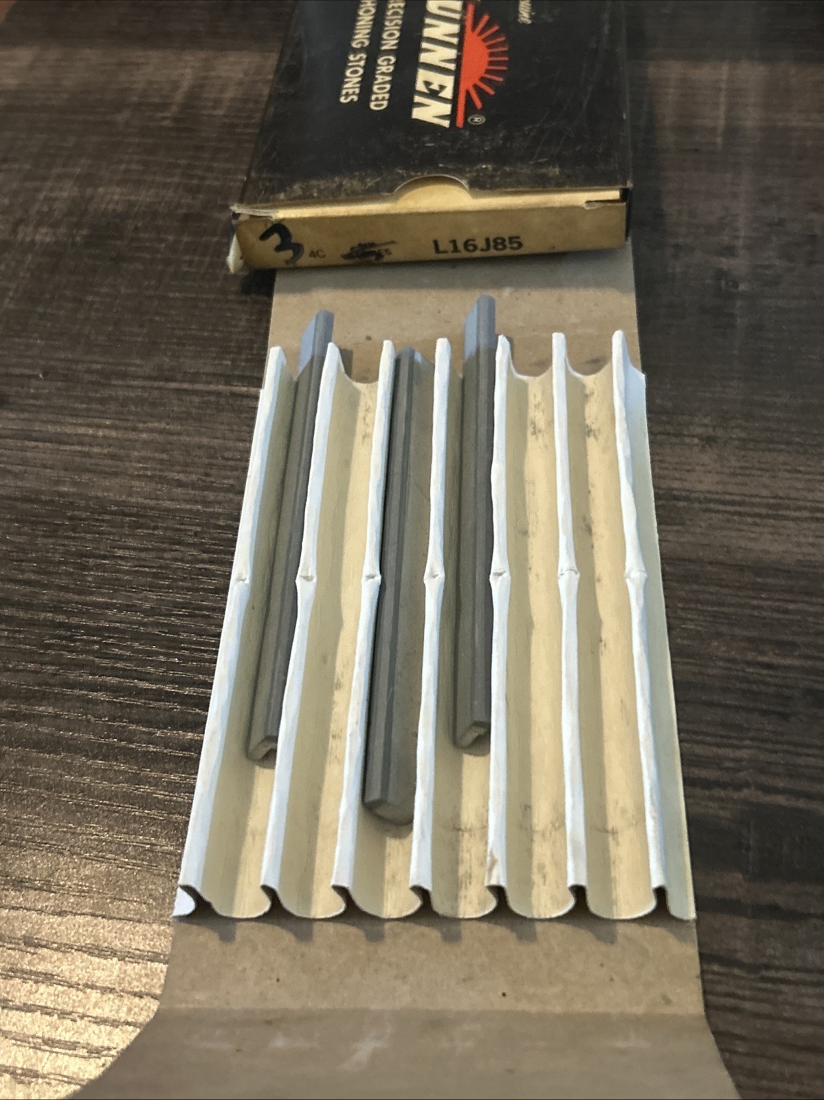 L16-J85 Honing Stone Set (Set Of 3 Stones) (SU73)