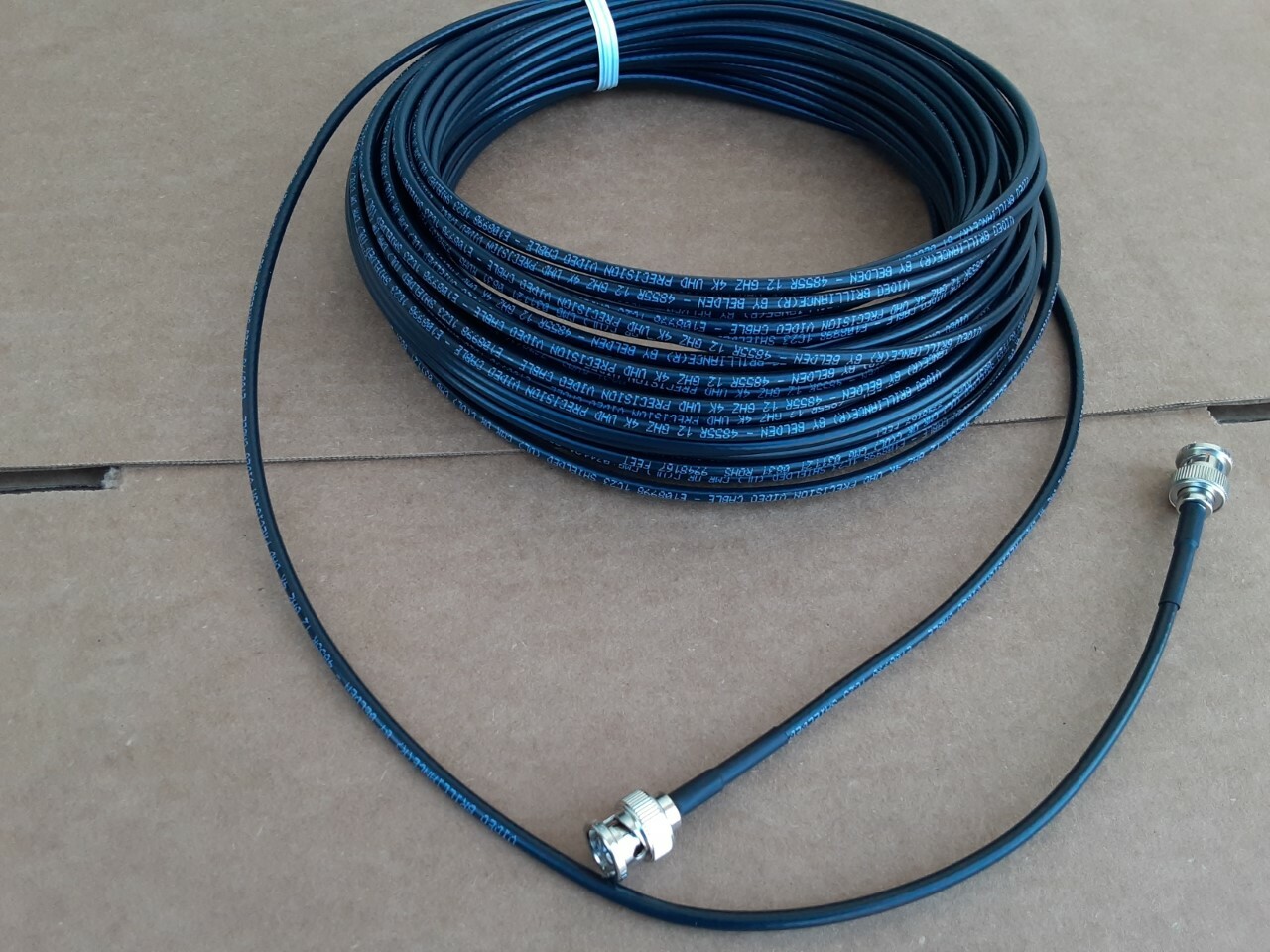 US MADE Belden 4855R 12 GHZ - SDI 4K MiniRG-59 UHD Video Cable BNC Male 200 FT