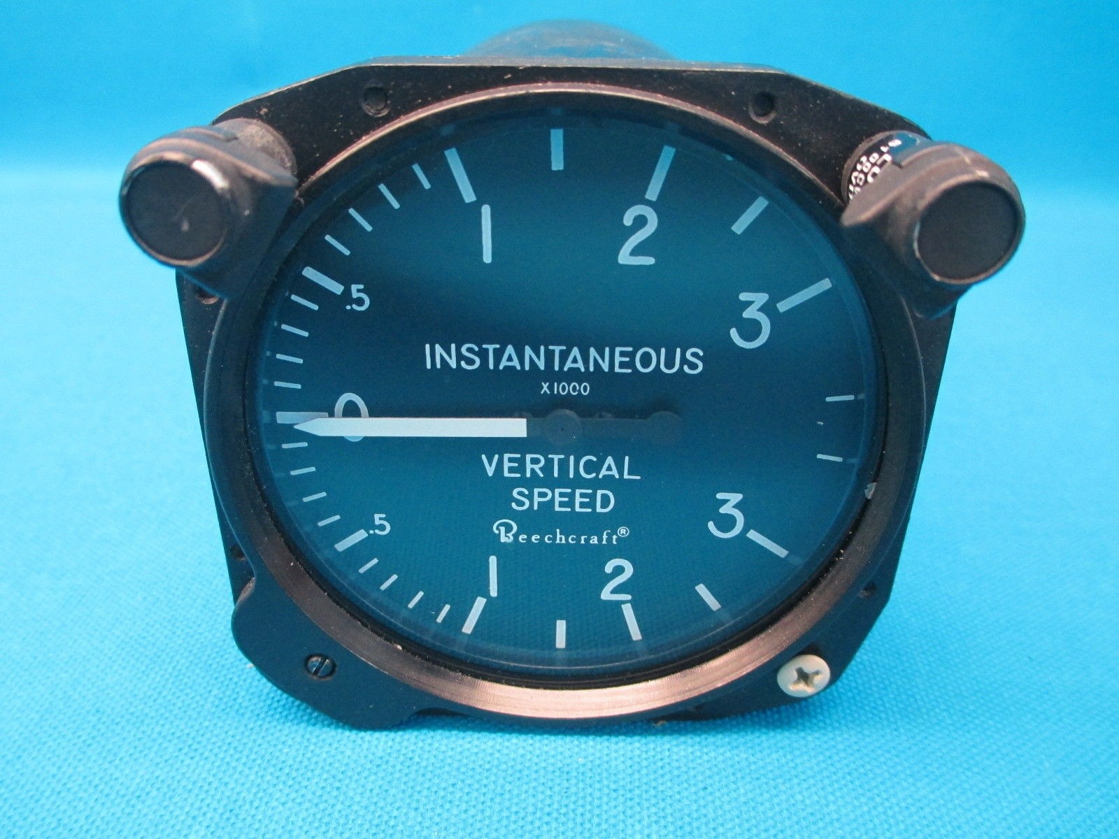 Serviceable Beechcraft Vertical Speed Indicator RC-30-V-10-1 100-384054-1(14010)