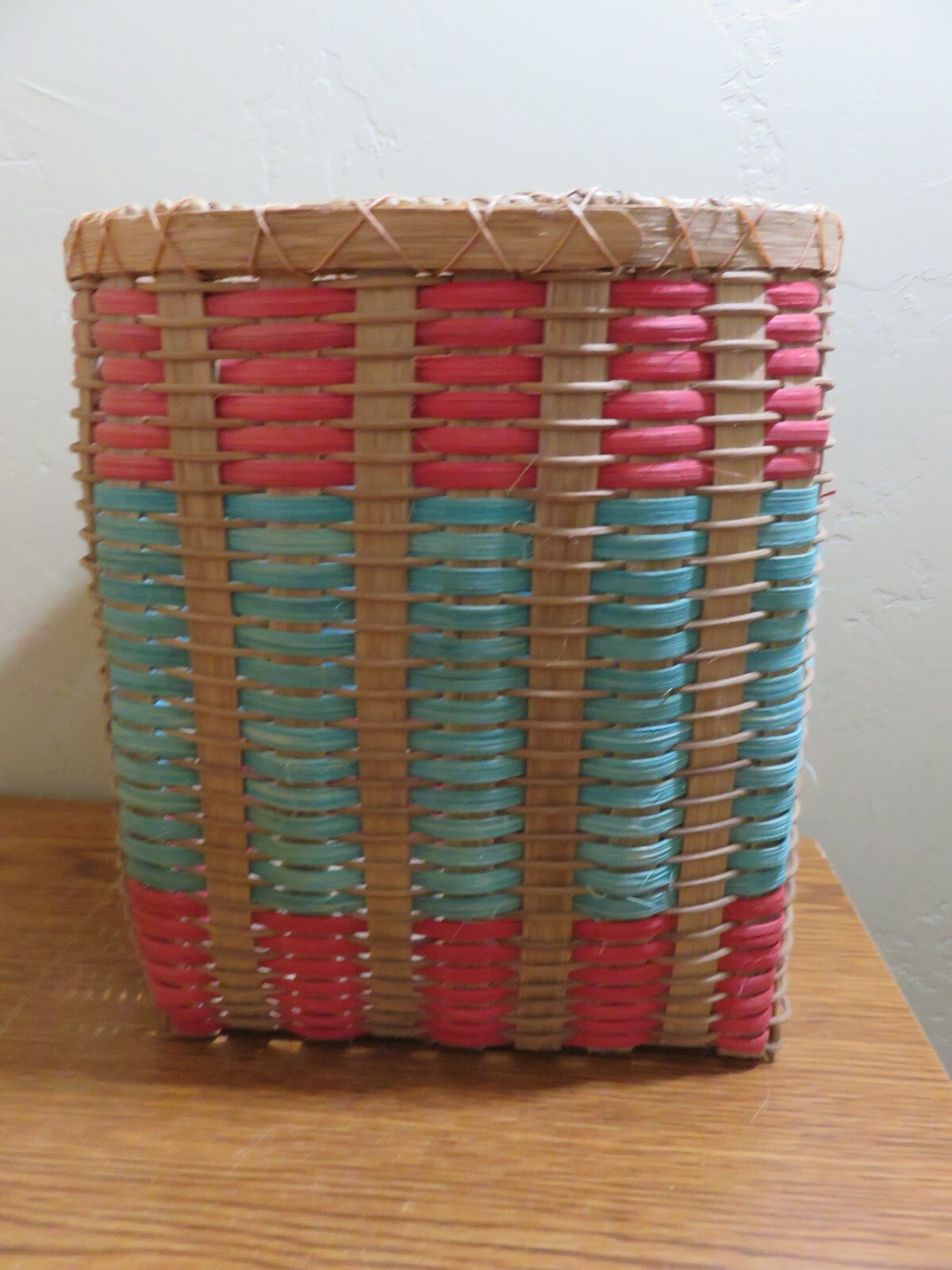 TALL WOVEN WOOD BASKET ORANGE BLUE ARTIST SIGNED 10 X8 X6"