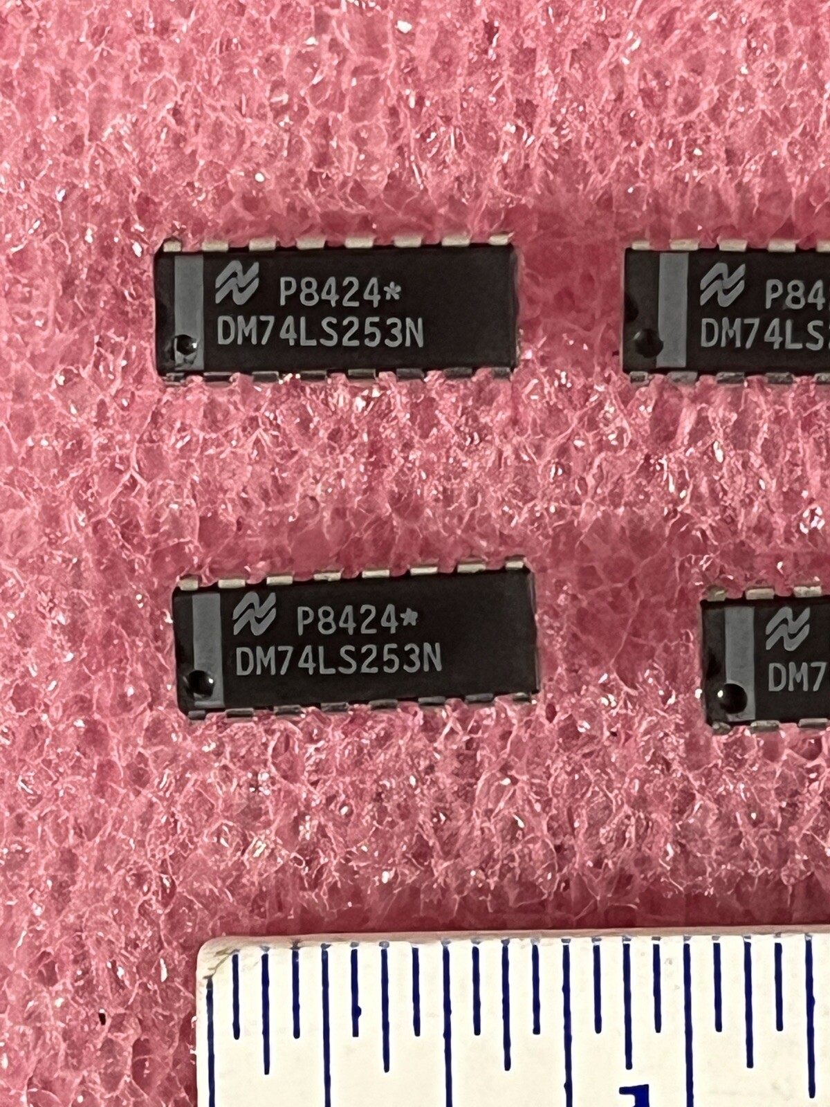 DM74LS253N IC LOGIC MUX DUAL 4 INPUT 16 PIN DIP NATIONAL (LOT OF 10)