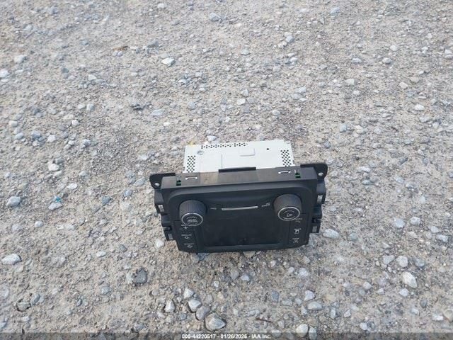 RAM1500 2014 Air Shutter 1176741
