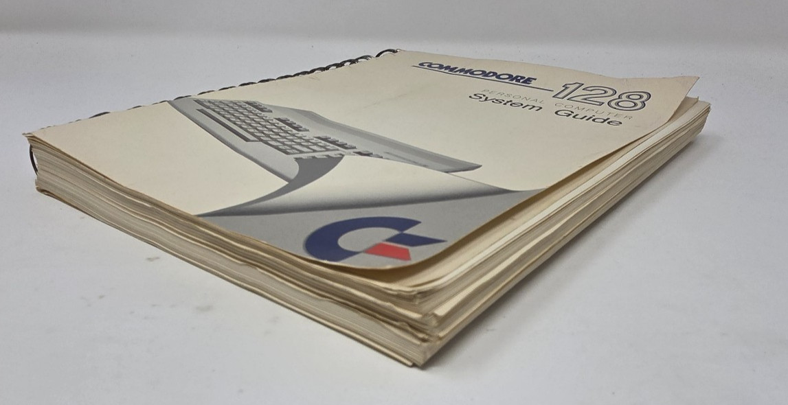 Commodore 128 Personal Computer System Guide 1985 Manual CBM Good Condition