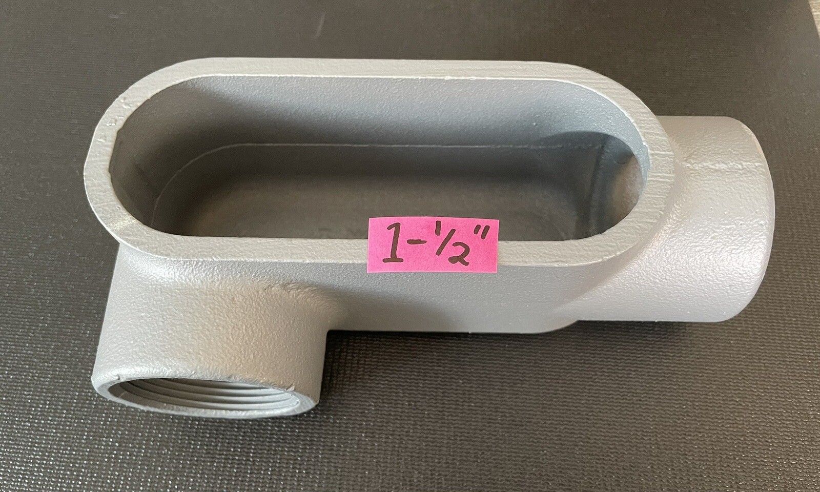 Appleton LR57 1-1/2" Conduit Body Type LR