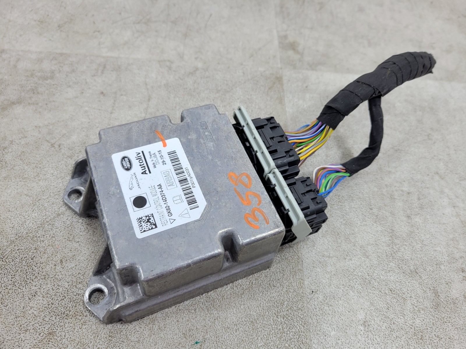 RANGE ROVER SPORT L494 13-18 RESTRAINT CONTROL MODULE WITH PLUGS GK62-14D374-AA