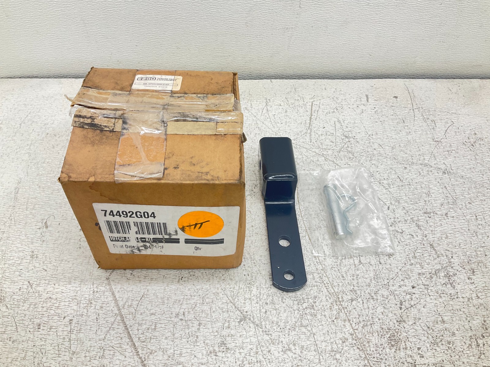 EZGO 74492G04 Angle Hitch Kit New (TSC)