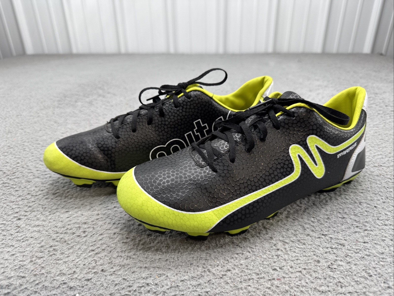 Mitre Mirage Soccer Cleats Black Green Synthetic Athletic Sport Shoes Men SZ 13