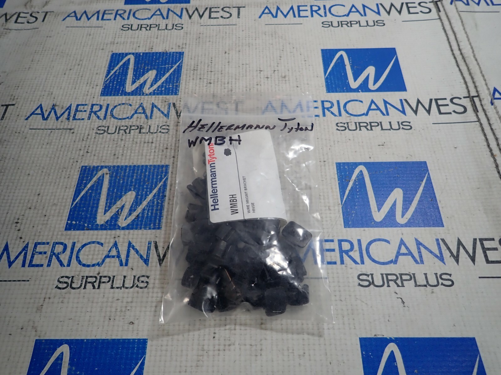 Hellermann Tyton Wire Management Bracket Piece WMBH  LOT OF 23 NEW