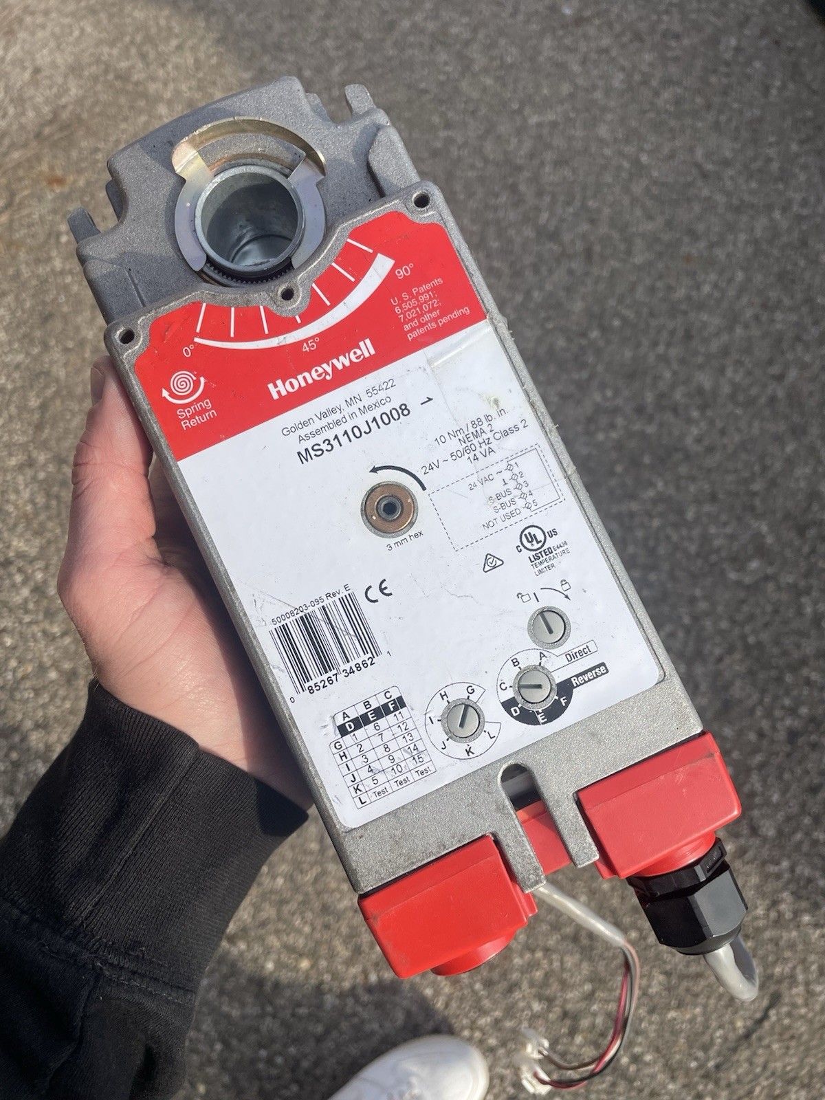 Spring Return 44 lb-in. 10 Nm Direct Coupled Actuator Model MS3110J1008