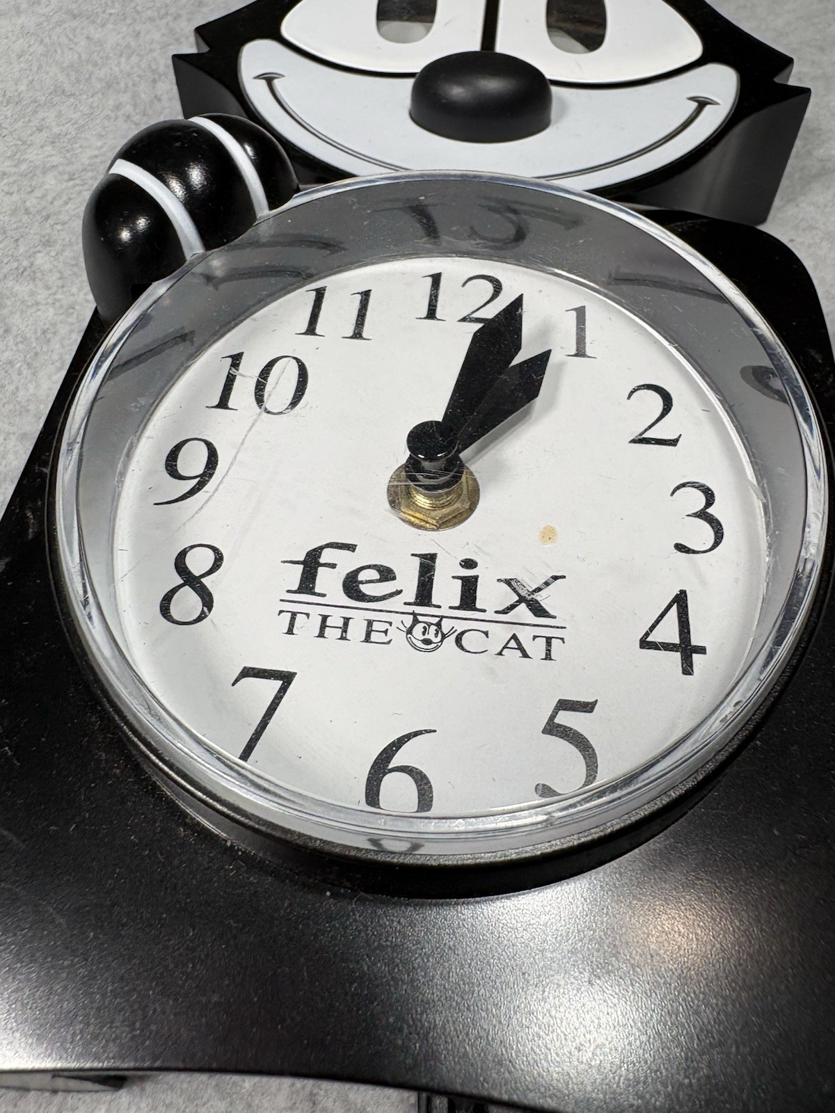 Felix the cat Wall Clock Tested & Works! Missing Tail Flawed
