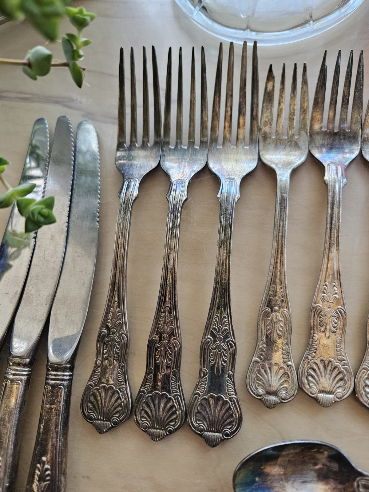 International Silver Co. Kings Pattern Silver Plated 18 Piece