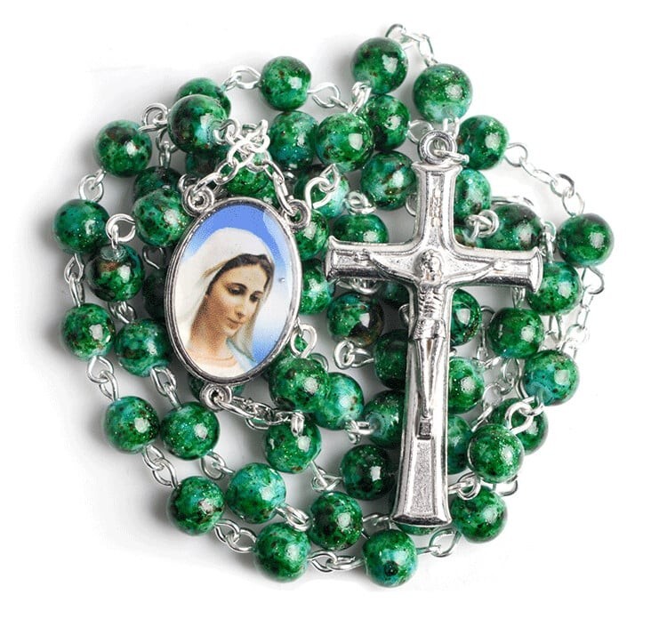 gift Hot Sale Green Glass Rosary Cross Necklace