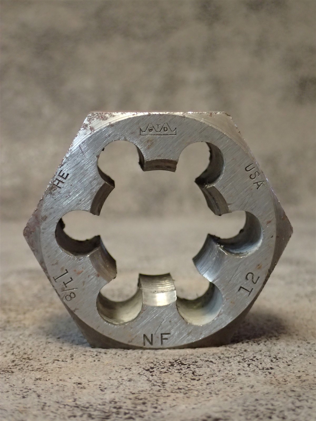 Greenfield 1-1/8"-12 NF Hex Rethreading Die, Carbon Steel, 1" Thick (BN39)