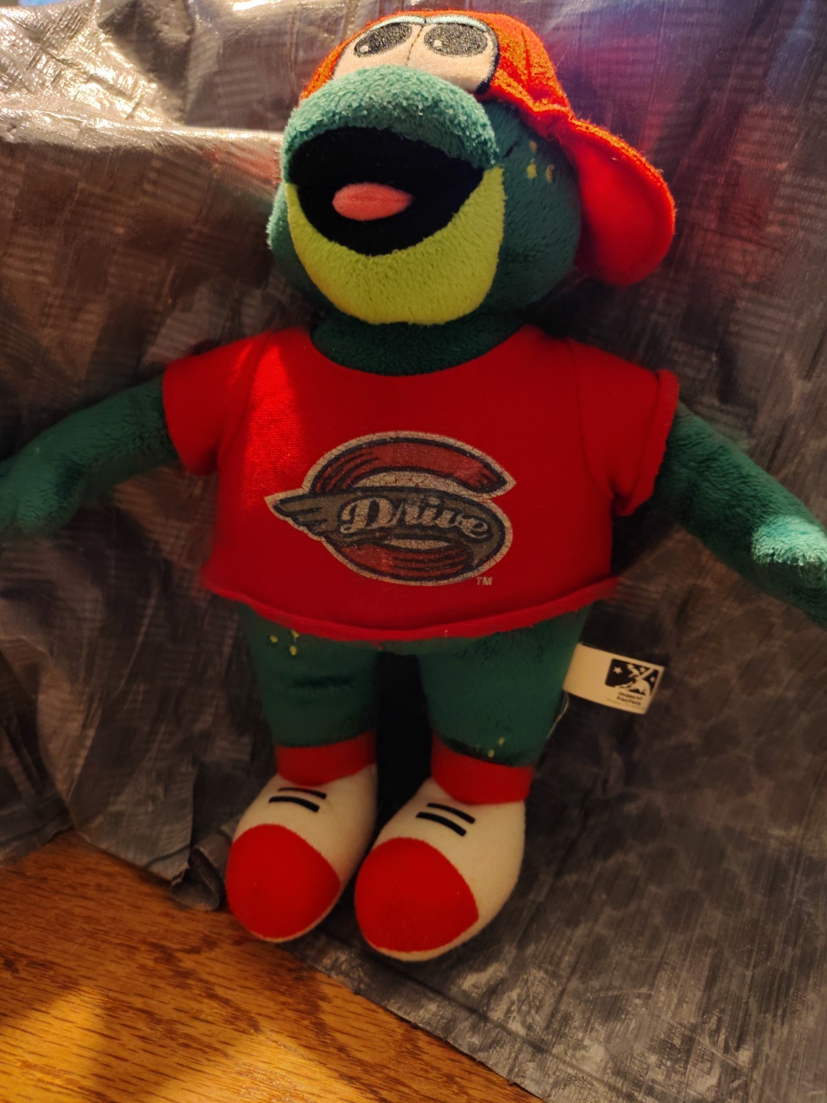 GREENVILLE DRIVE  Plush Mascot  Reedy Rip'it Frog Baseball Minors MILB Red Socks