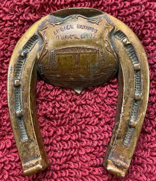 Vintage 1940's - 50's BRASS Metal Horseshoe Souvenir Aerial Bridge Duluth MN B33