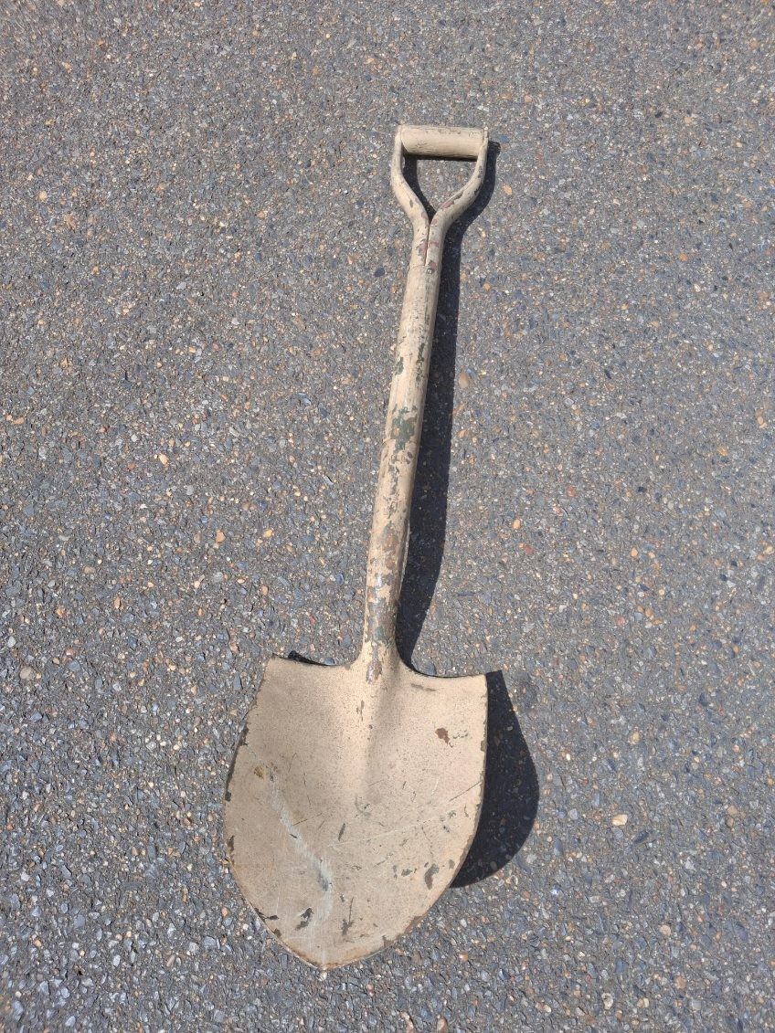 WWII SHOVEL US Fits Pioneer Rack Military Issue USA 37"