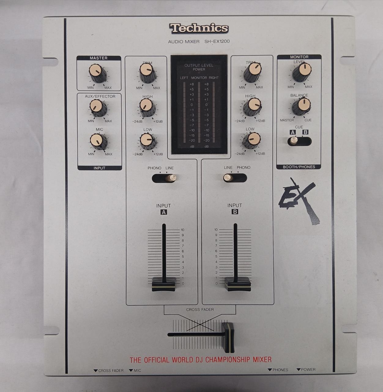 Technics SH-EX1200 Silver DJ Battle Mixer World DJ Championship Tested