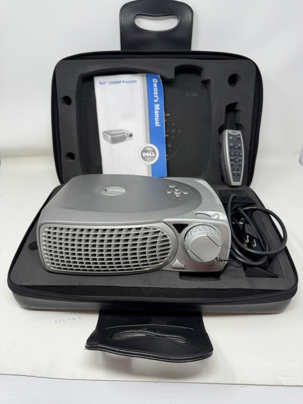 Dell Model 2200MP DLP Front Projector Untested FOR PARTS