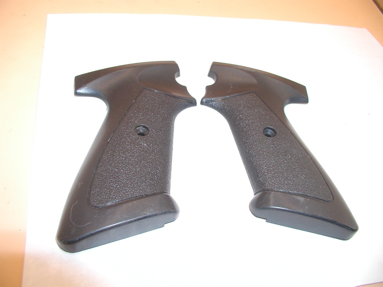 Crosman American Classic P1322 Air Pistol - Grips, Black, Left and Right
