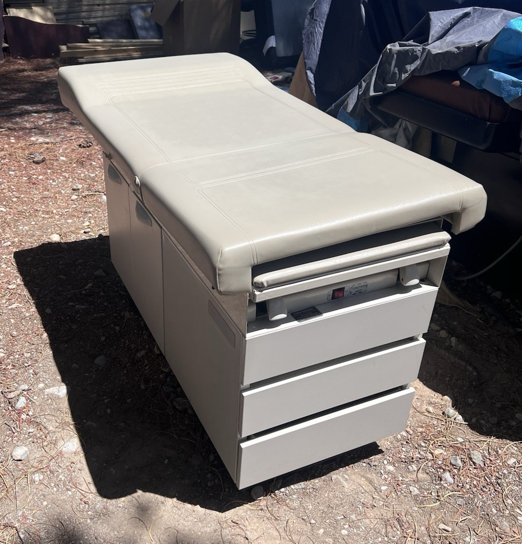 Ritter by Midmark Model 108 Examination Table w/ Storage Base, General Practice