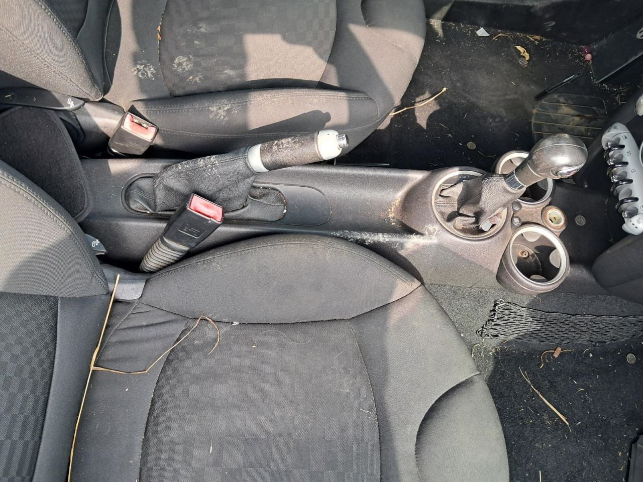 MINI 1 2008 Glove Box 4794579