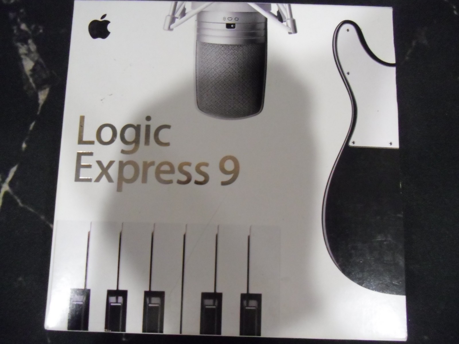 Apple-Logic Express 9 Music Editing/Composing for Intel-based (Mac) w/ Key Read