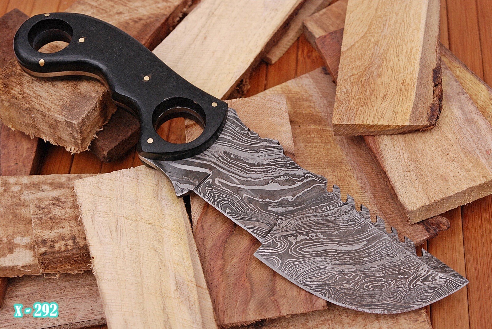 CUSTOM DAMASCUS STEEL SKINNING HUNTING TRACKER SURVIVAL KNIFE Fixed Blade KNIFE