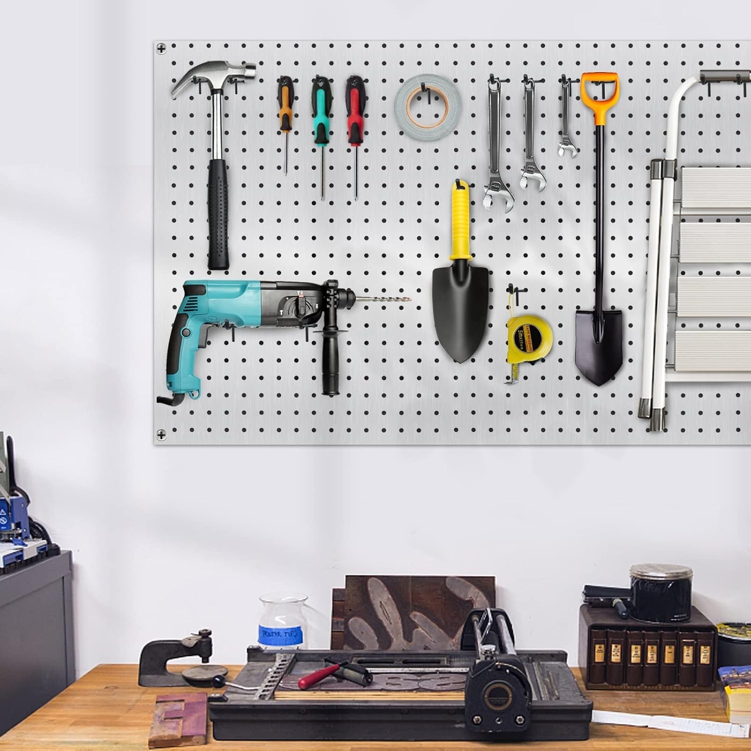 Traditional Style Pegboard Accessories - 100 Hooks, Black