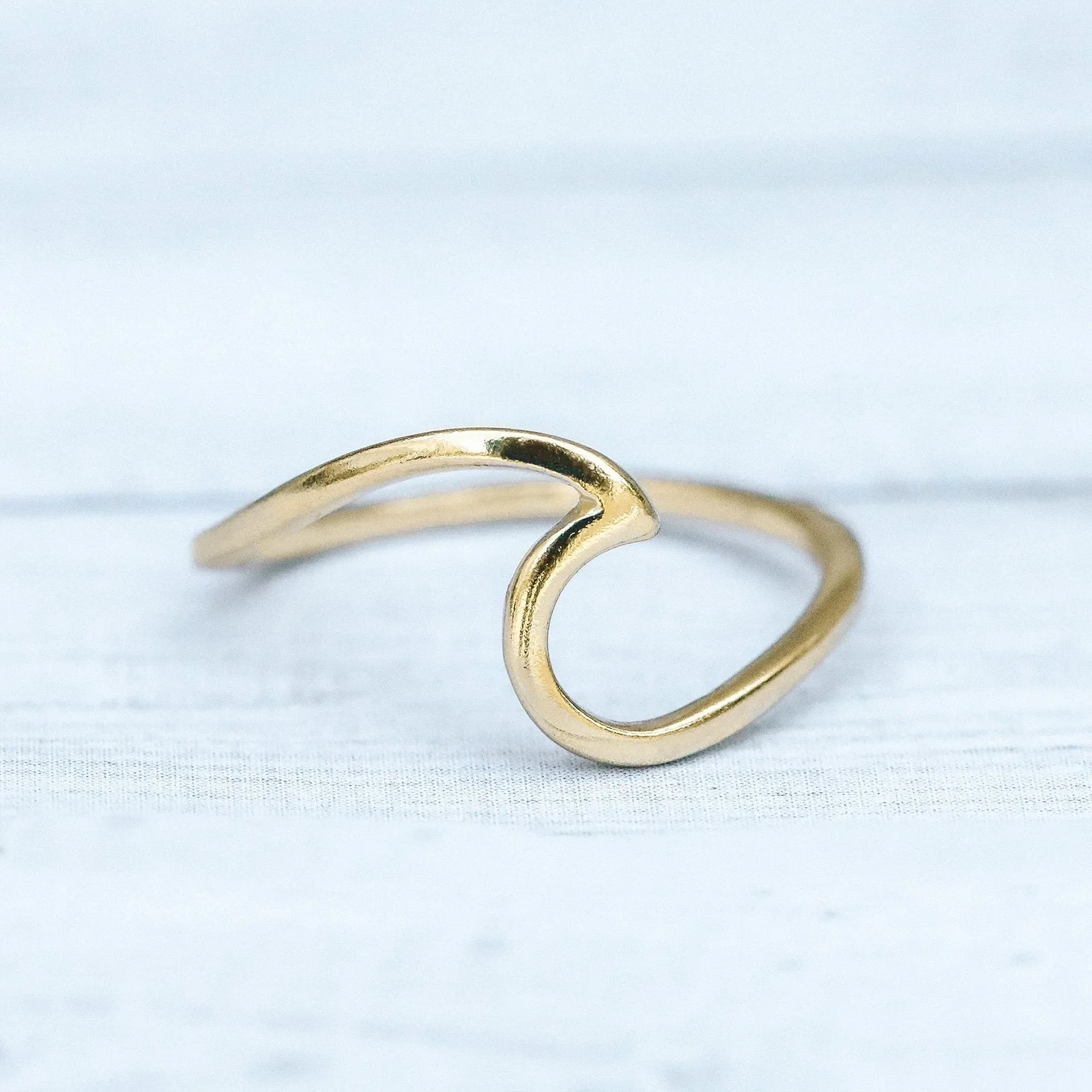 NEW Pura Vida Gold Wave Ring - Size 7 - Women's Surf Jewelry Boho