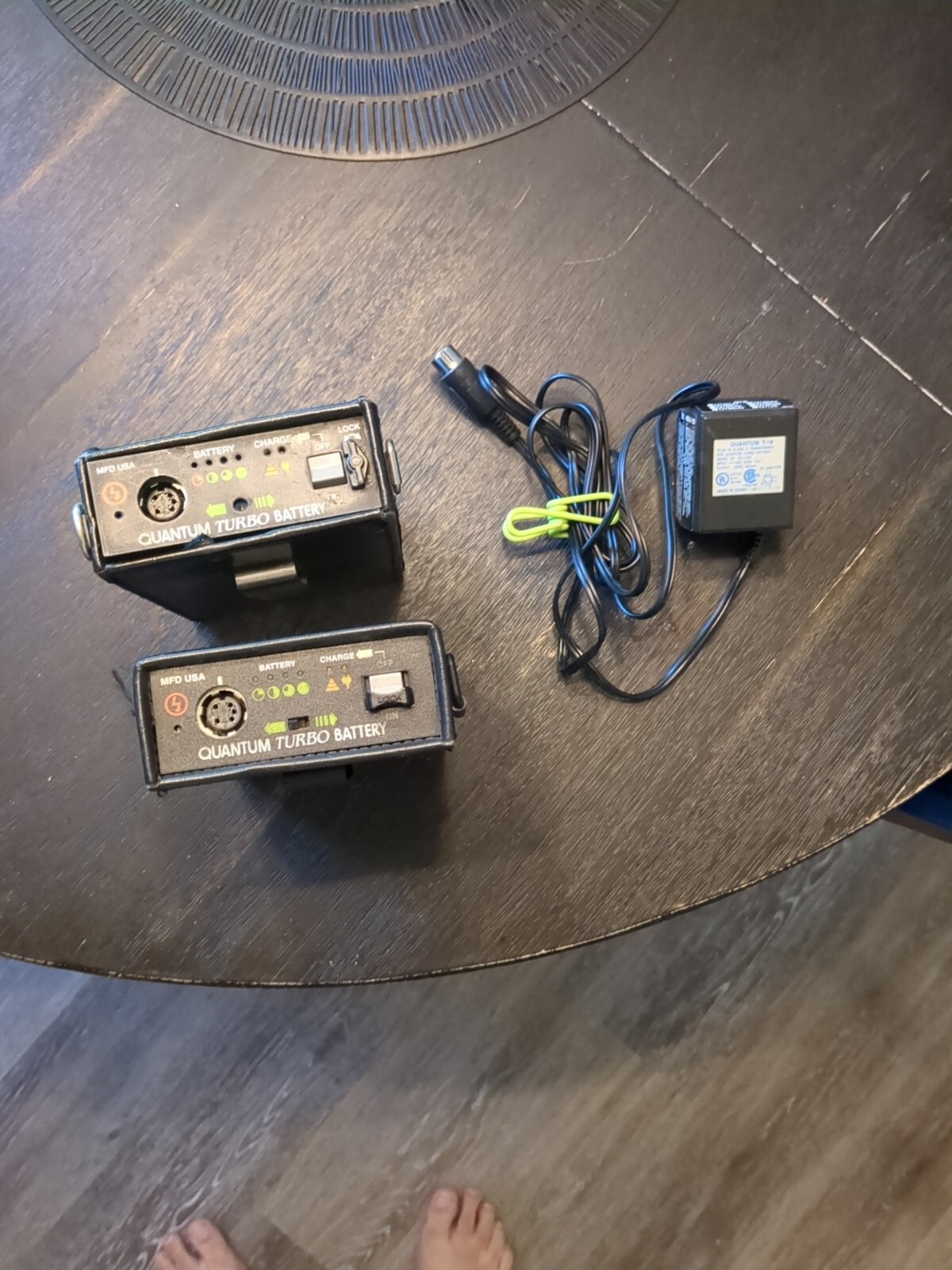 QUANTUM Turbo Battery with Charger Cable
