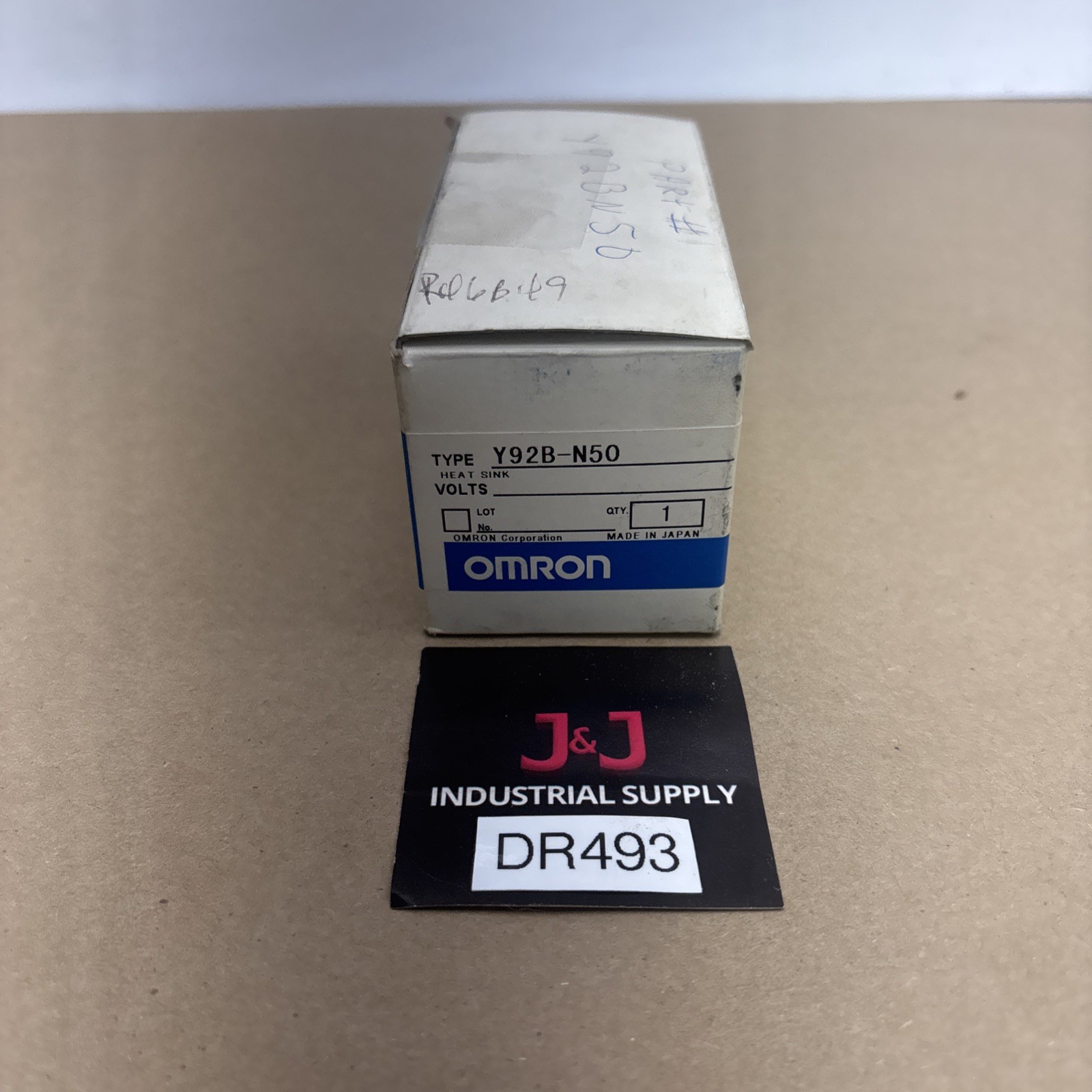 OMRON Y92B-N50 New In Box Fast Shipping.