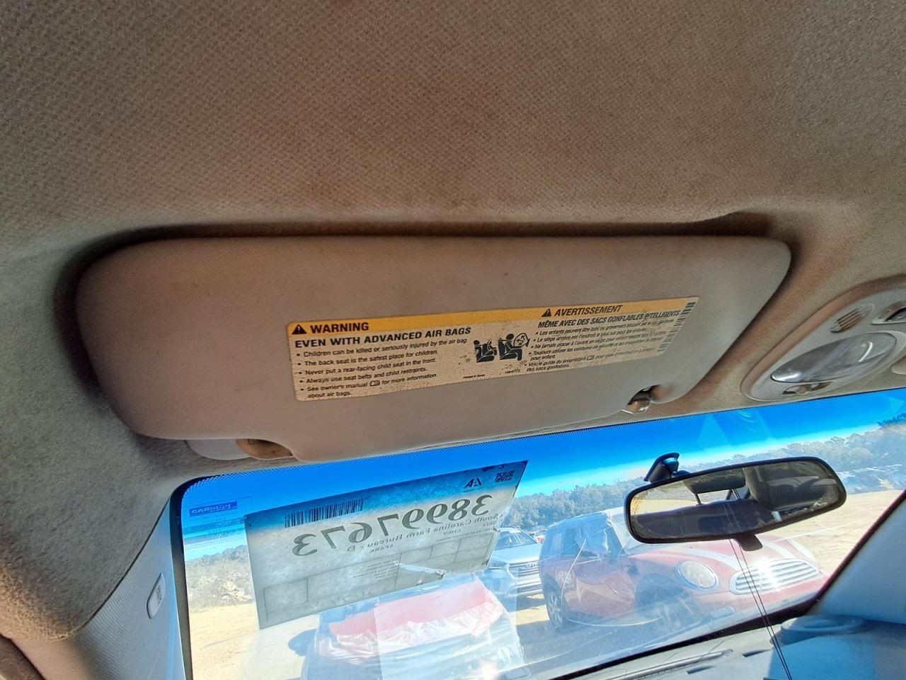 SPARK 2014 Glove Box 4824895