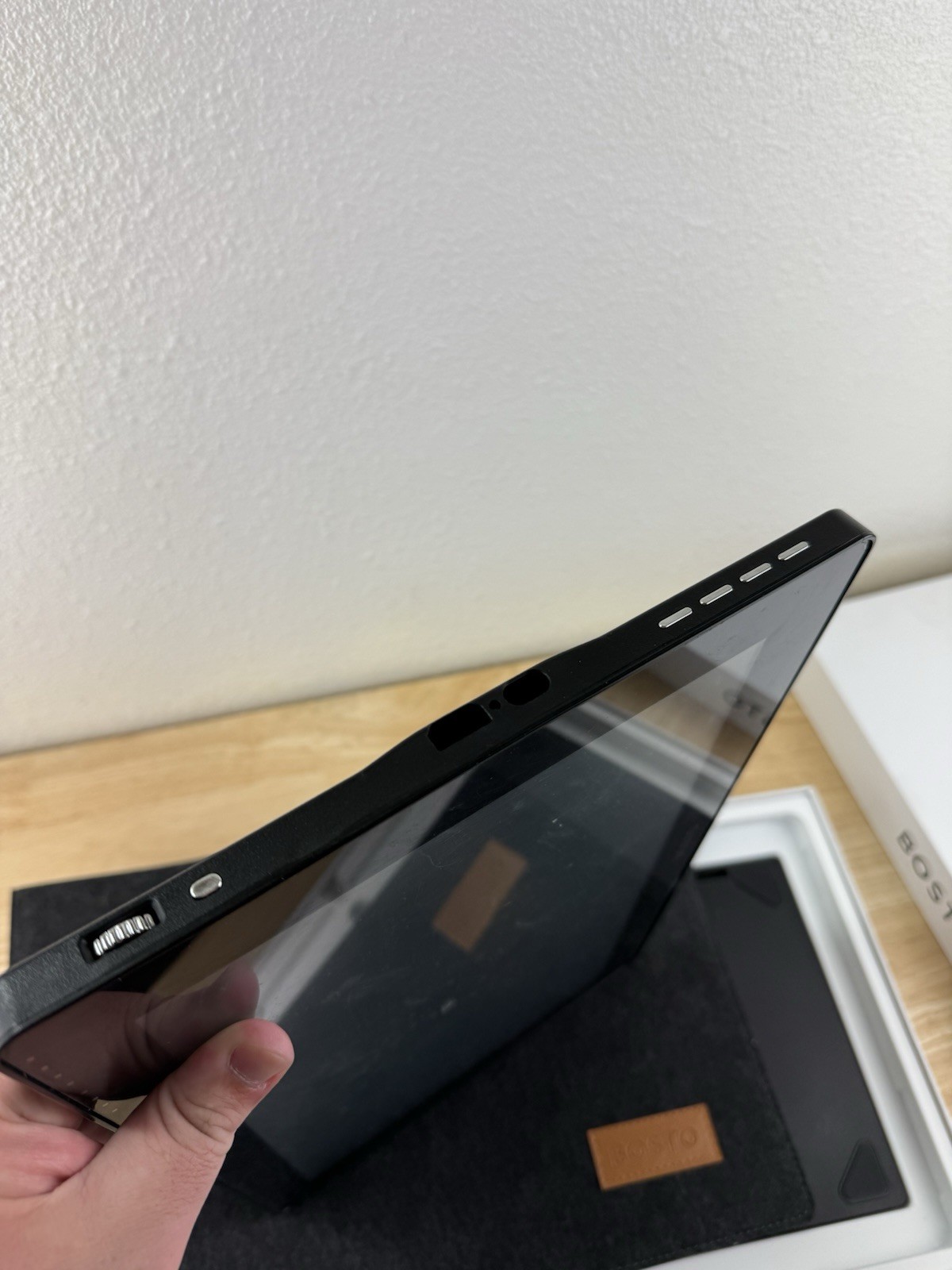 Bosto 16HD Series 15.6” Creative Stylus Display Tablet BT-16HDK - UNTESTED