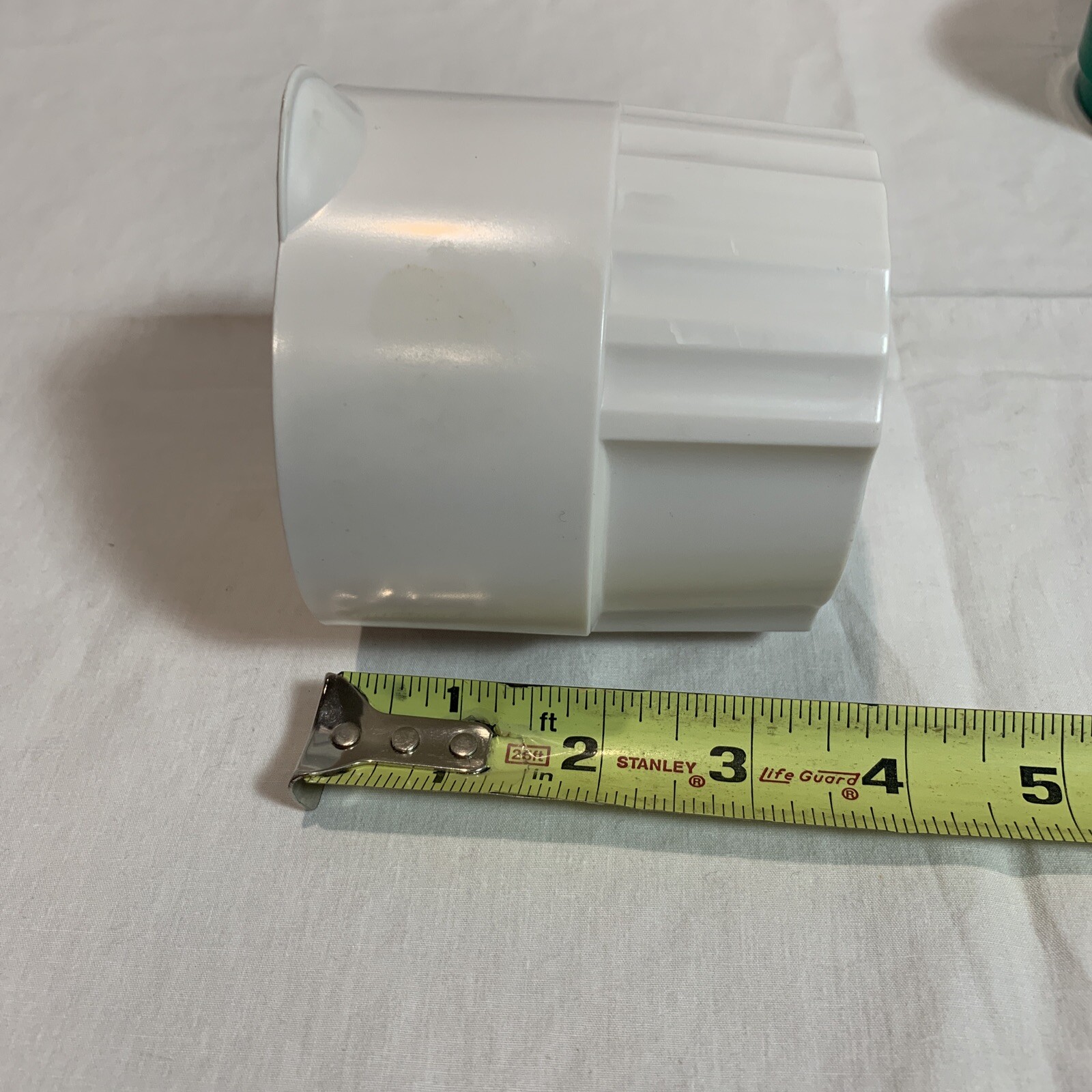 Fruit Juicer 2 in 1 Manual Citrus Squeezer with Strainer and Container