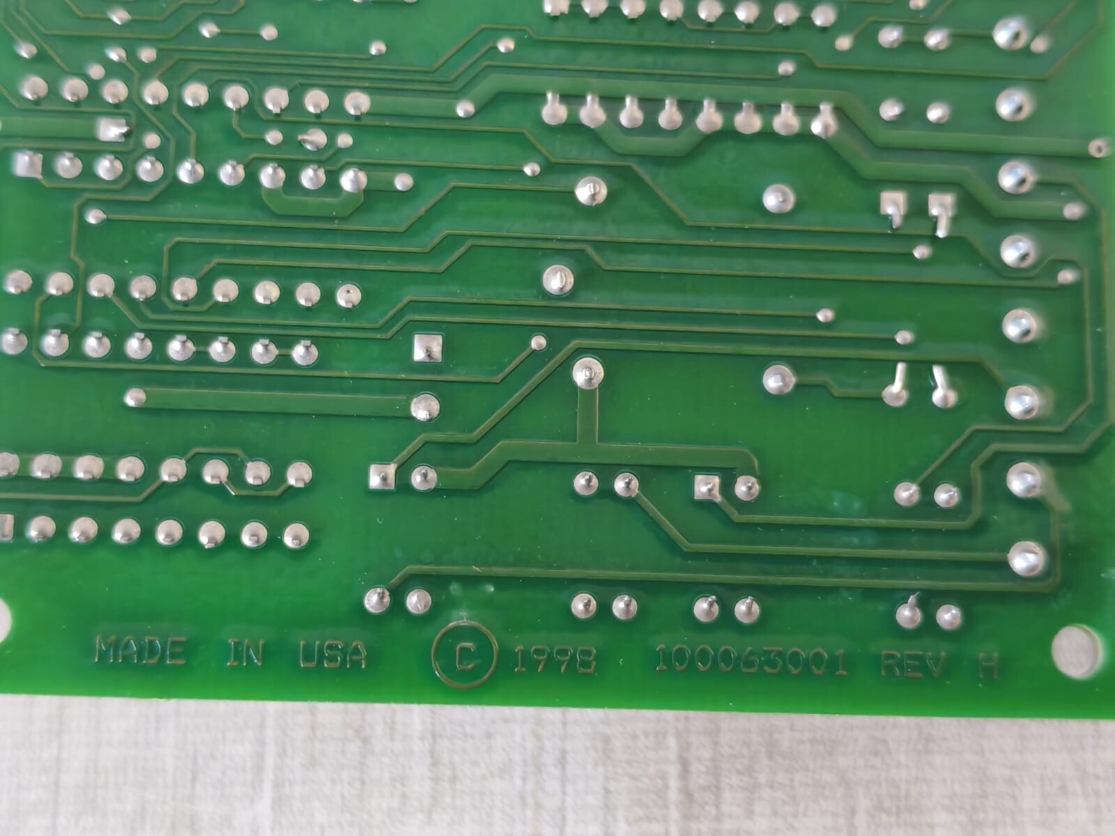 GE 2RP Reader Interface Unsupervised DI Board 110063001 - NEW W/ FILTHY BOX