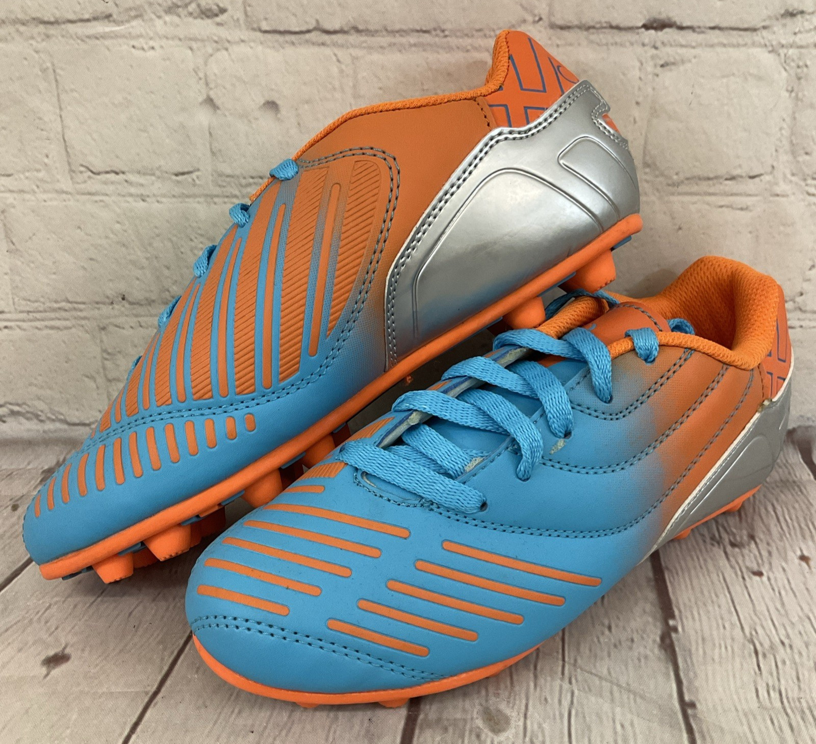 Xara Soccer 9506 Velocity Cleat Shoes Electric Blue Fluid Orange Gray US 2.5