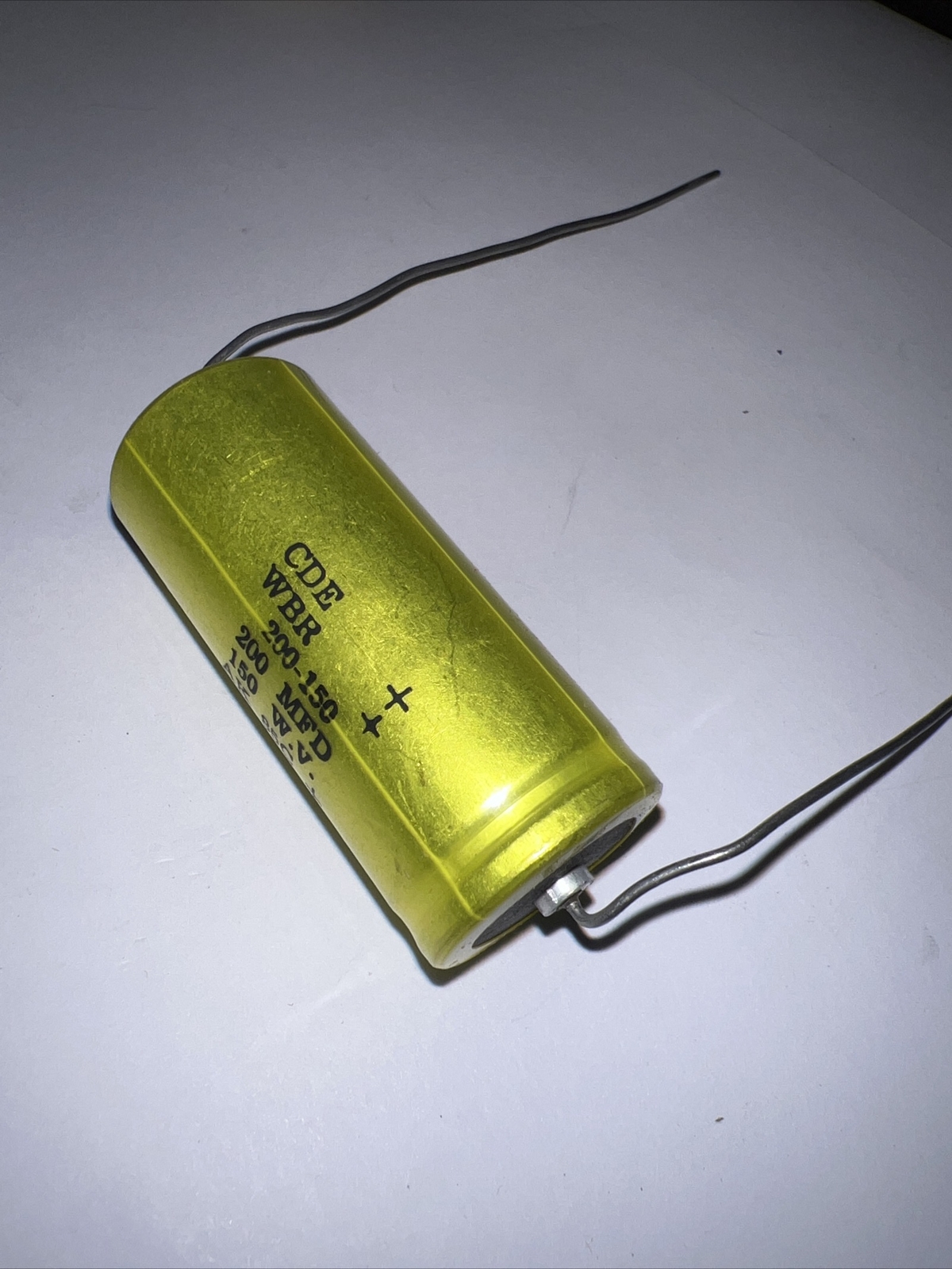 Electrolytic Capacitor 150 VDC 200 MFD 85°C ￼￼Axial Cornell CDE WBR .