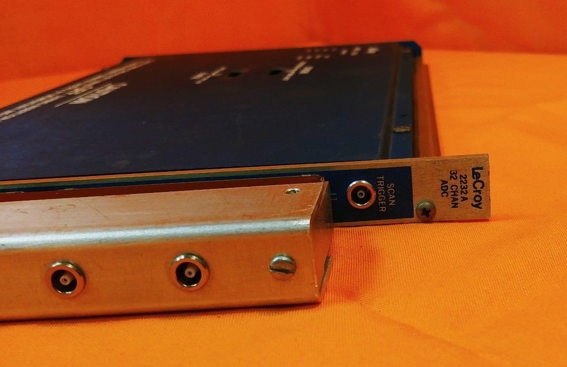 LeCroy 2232A 32-Channel ADC CAMAC Module