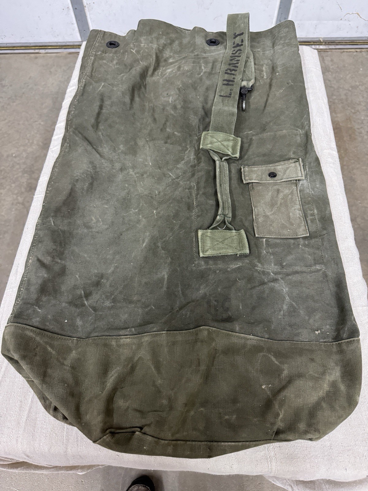 VTG- Vietnam Era U.S. Named Olive Green Drab Canvas Duffle Bag  “1975” Very Good