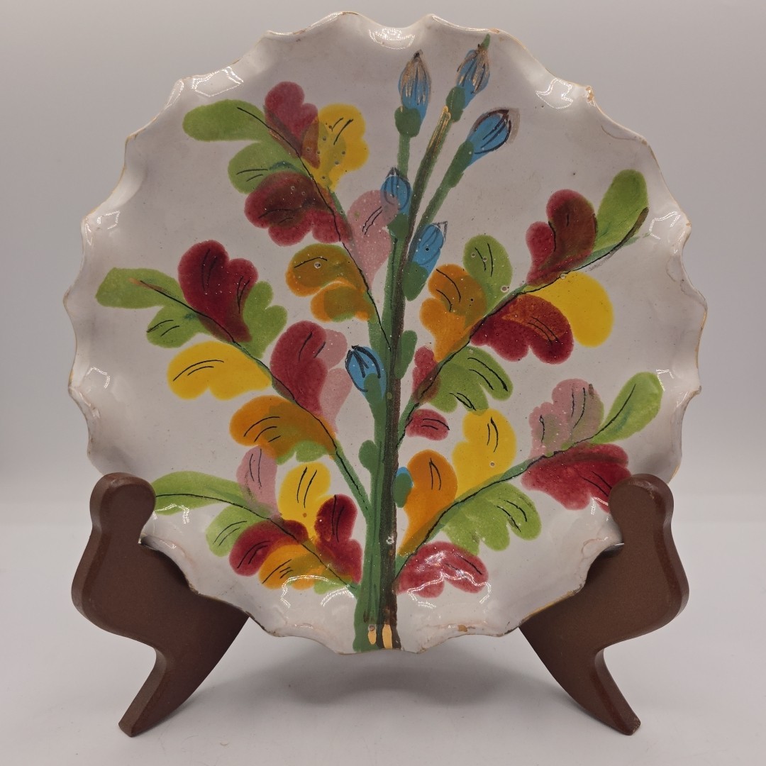Vtg Mojolica Italian Pottery Ruffle Edge Floral Dish Gilded Gold 7.5in